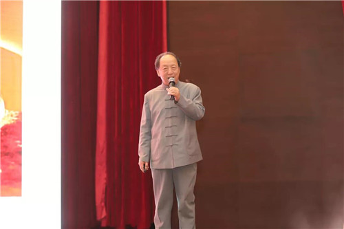 2019易道全国校长年会精彩回顾：杨志彬先生带来《新政下民办教育的发展方向》讲座