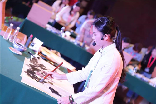 2019易道全国校长年会精彩回顾：孟亚老师带来《国学国画》课程秀