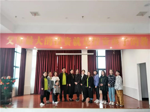 孩子一写作业就厌烦且拖拉，怎么回事？赵云老师有话说